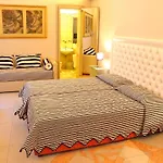 Residenza Al Corso לינה וארוחת בוקר 4*